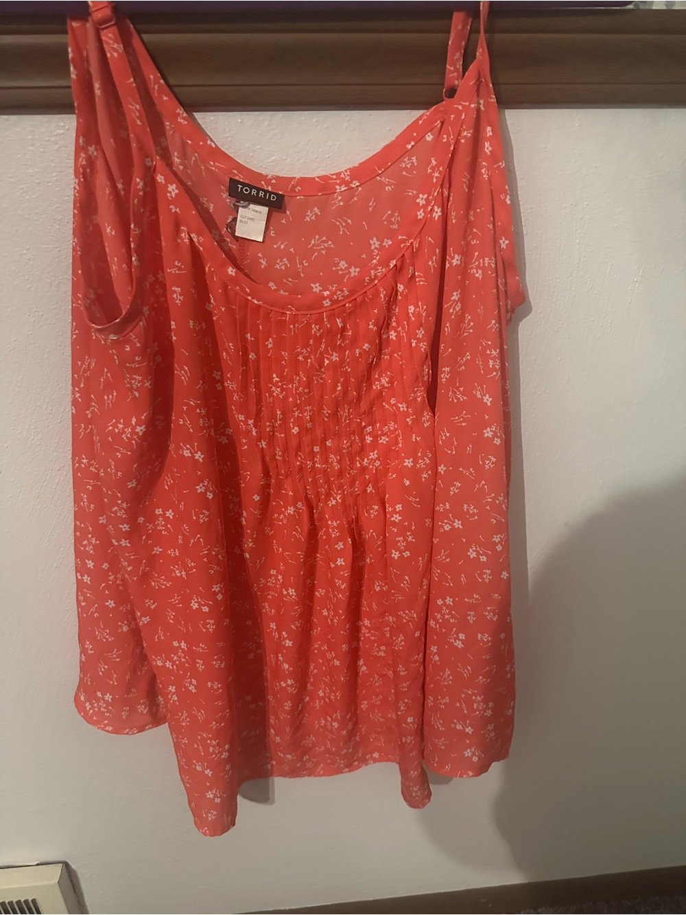 torrid Coral Floral Pintuck Camisole